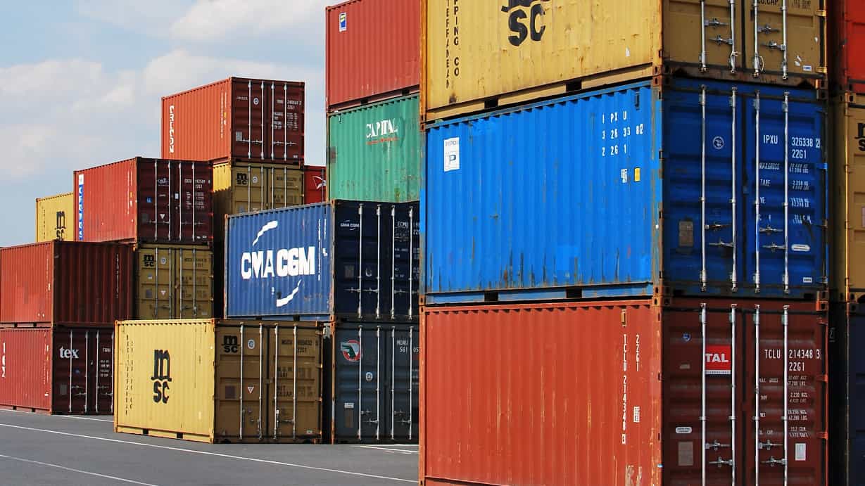 Sea freight forwarder